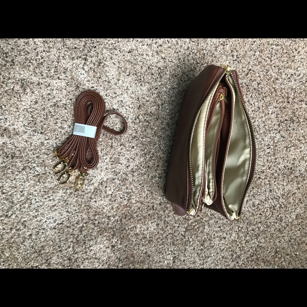 Purse - Picture 3 of 4